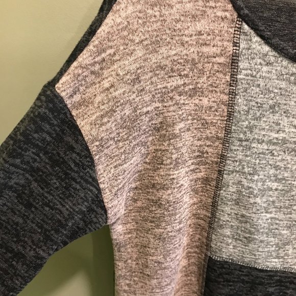 Patchwork Colorblock Top - Picture 4 of 9